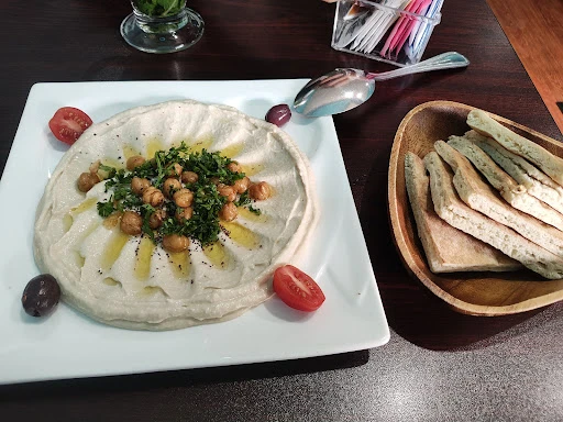 Tio's Mediterranean Grill photo 7